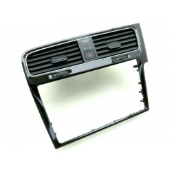 GOLF MK7 CENTER DASHBOARD...