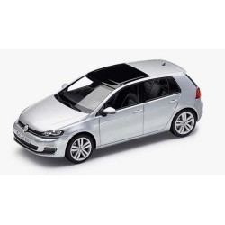Miniature VW Golf 7 (5...